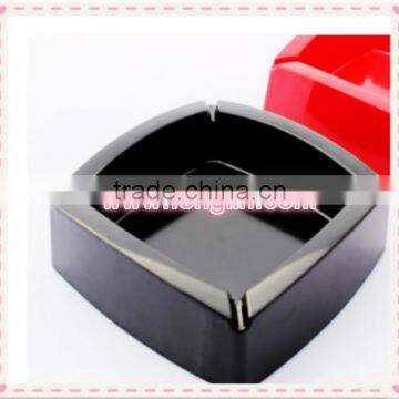 Factory Sale plastic Custom Made Ashtray Wholesale