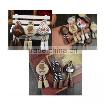 Korean style lapel pin ,wooden lapel pin JSLP035