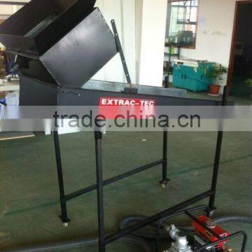 Mini portable gold sluice box with mobile trommel washing plant