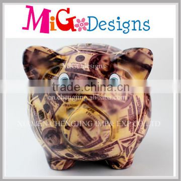 Wholesale And OEM Ceramic Pig Shaped Piggy Bank