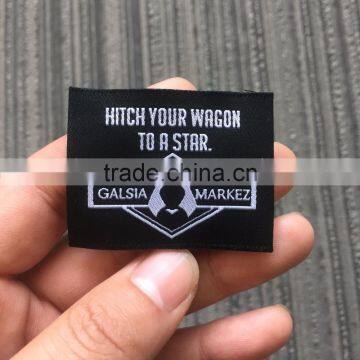 2017 Custom High Density Damask Woven Labels for Garments