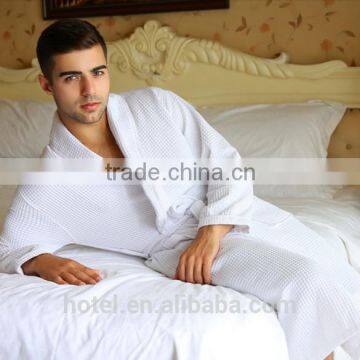 Wholesale white cheap cotton hotel waffle bathrobe