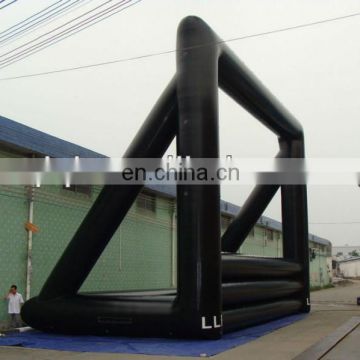 Inflatable rear projection screen