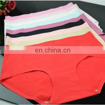 Breathable Seamless Ladies Underwear Silk Panties for Women photo-5