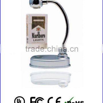 magnetic floating display suspending display