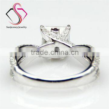 Princess Brilliant Cut Moissanite Sqaure 2 Carat 7mm Center Split Shanks 14k 18k White Yellow Gold Platinum Engagement Ring