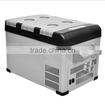 A 25L 12V/24V Portable Mini Car Fridge Freezer For Car And Motorcycle