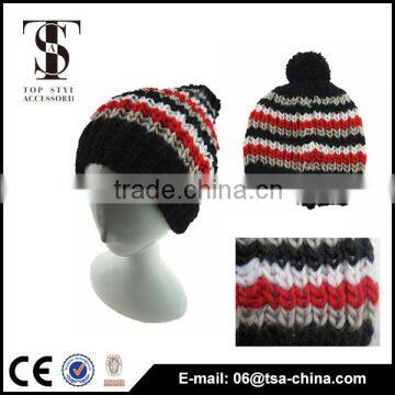 Cute Pom Pom knit hat Free Knitting Pattern Hat Beanie