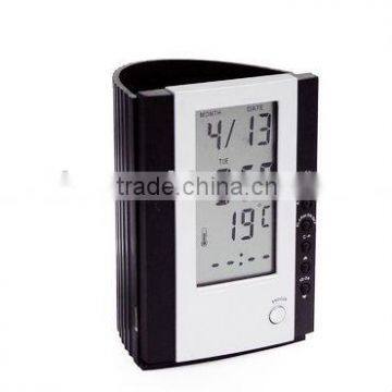 Digital clock with photoframe