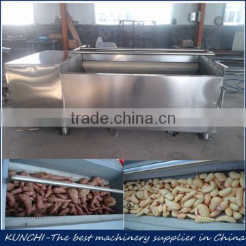 Automatic brush type cassava peeling and washing machine