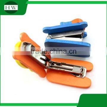 Wooden Mini Portable Office Stationery Funny Cartoon Animal Shaped Manual Paper Stitcher Stapling Machine Stapler photo-3