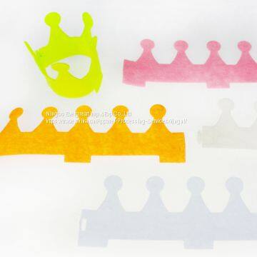 3D felt crown for kids craft