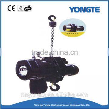 Mini electric chain hois in bridge cranes with plain trolley