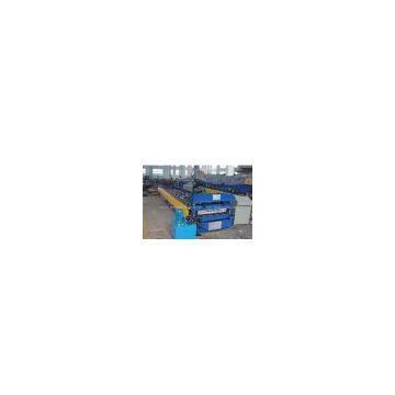 Colored roof panel forming machine
