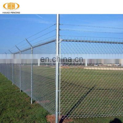 military galvanized 11 gauge angled top chain link wire mesh fence for baseball fields