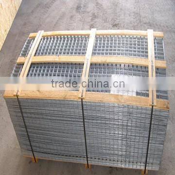 Galvanized Welded Wire Mesh photo-3