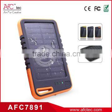 2015 wholesale rubber water resistant portable solar charger power bank for mobile phone