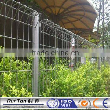 ISO9001 anping factory pvc painted weldmesh garden fence