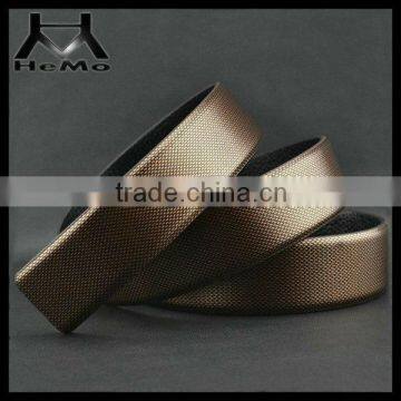 Top layer cowhide golden diamond textured leather belt