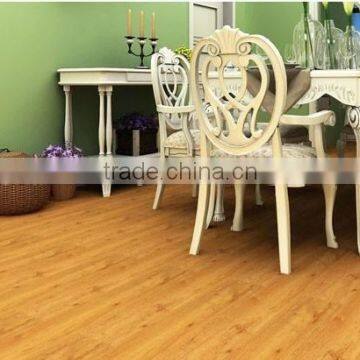 8mm Oak Laminated Wood Flooring