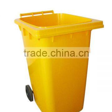 Plastic outdoor waste bin with wheels