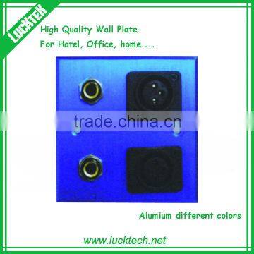 Audio wall plate for hotel