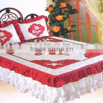 3pcs Satin Embroidery Bedspread Set