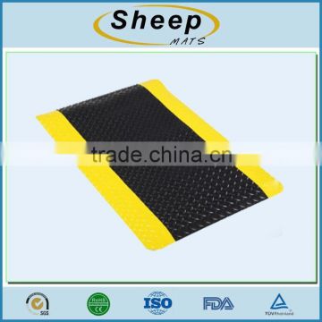 Stain resistant rubber anti fatigue floor mats