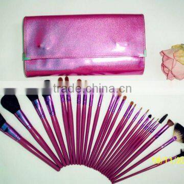 New style 24pcs nylon hair wooden handle promotion Cosmetic brush set