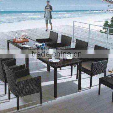 Sectional garden rattan dining det