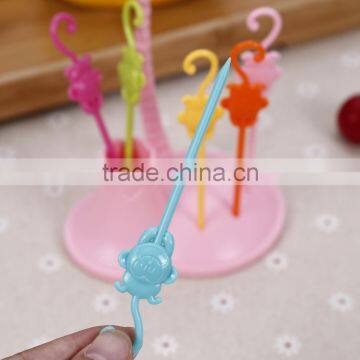 Factory Best Price ABS Colorful Disposable Top Quality Animal Mokey Shape Plastic Fruit Fork photo-5