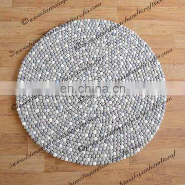Felt Ball Carpet photo-3