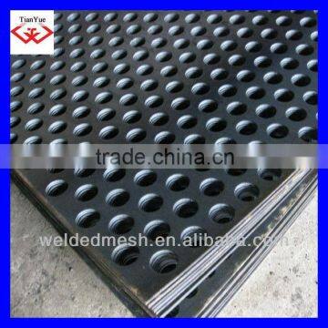 Low Carbon Steel Perforated Metal Sheet Manufacturer (ISO 9001:2000)                        
                                                Quality Choice