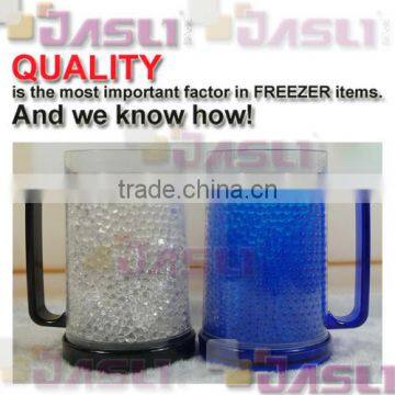 Frosty Mug With Gel and Handle