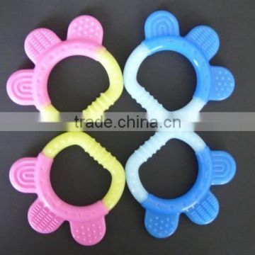 Eco-friendly Rabbit head different color design Silicone Baby Teether