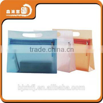 Colorful Clear Transparent Cosmetic Pvc Bag With Zipper and Handle photo-2