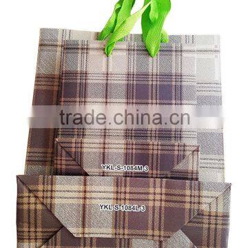 Matte lamination art gift paper bag