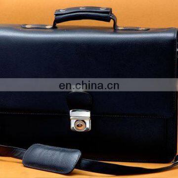 Gents Shoulder Bags Manufacturer, Genuine Leather Bags Exporter