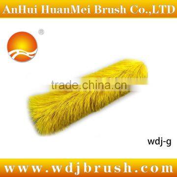 Highway guardrail cleaning brush