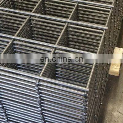 Galvanized Welded Iron Wire Mesh Panel for Fence photo-3