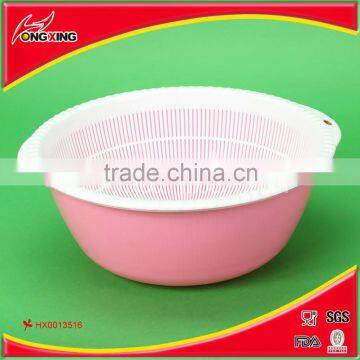 plastic round sieve with tray