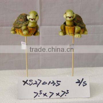 Terracotta tortoise on stick,2asst.