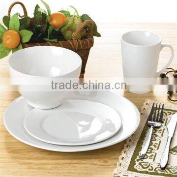 Wholesale porcelain white body dinner set