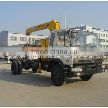 Dongfeng 4x2 185hp euro 2 lorry truck with crane