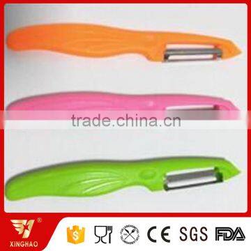 Stainless Steel Colorful Fruit Peeler with Plastic Handle Peeler