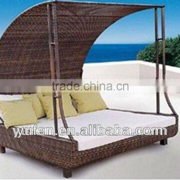 all weather pe rattan canopy bed outdoor