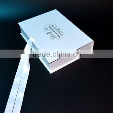 Custom Luxury White Free Cardboard Boxes Manufacturers for Clothing photo-5