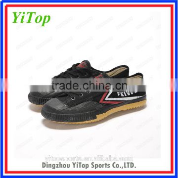 Chinese traditional white rubber Kungfu Fei yue Shoes                        
                                                Quality Choice