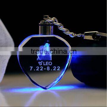 2016 attractive and durable crystal keychain