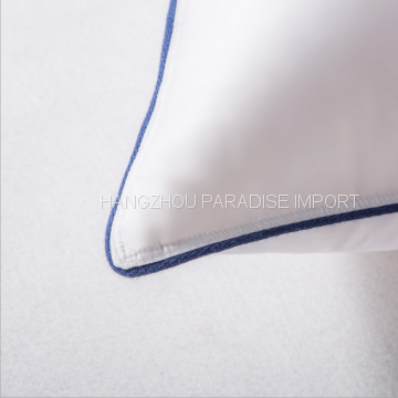 Different Sizes of White Pillows in Stitched With Piping for Hot Sale photo-4